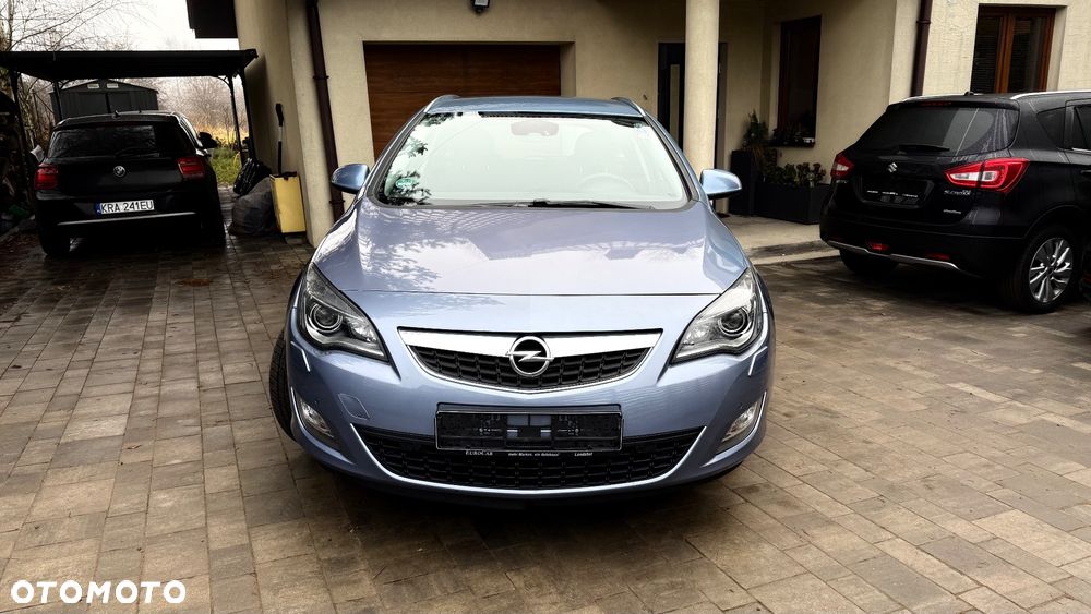 Opel Astra 1.4 Turbo Cosmo - 10