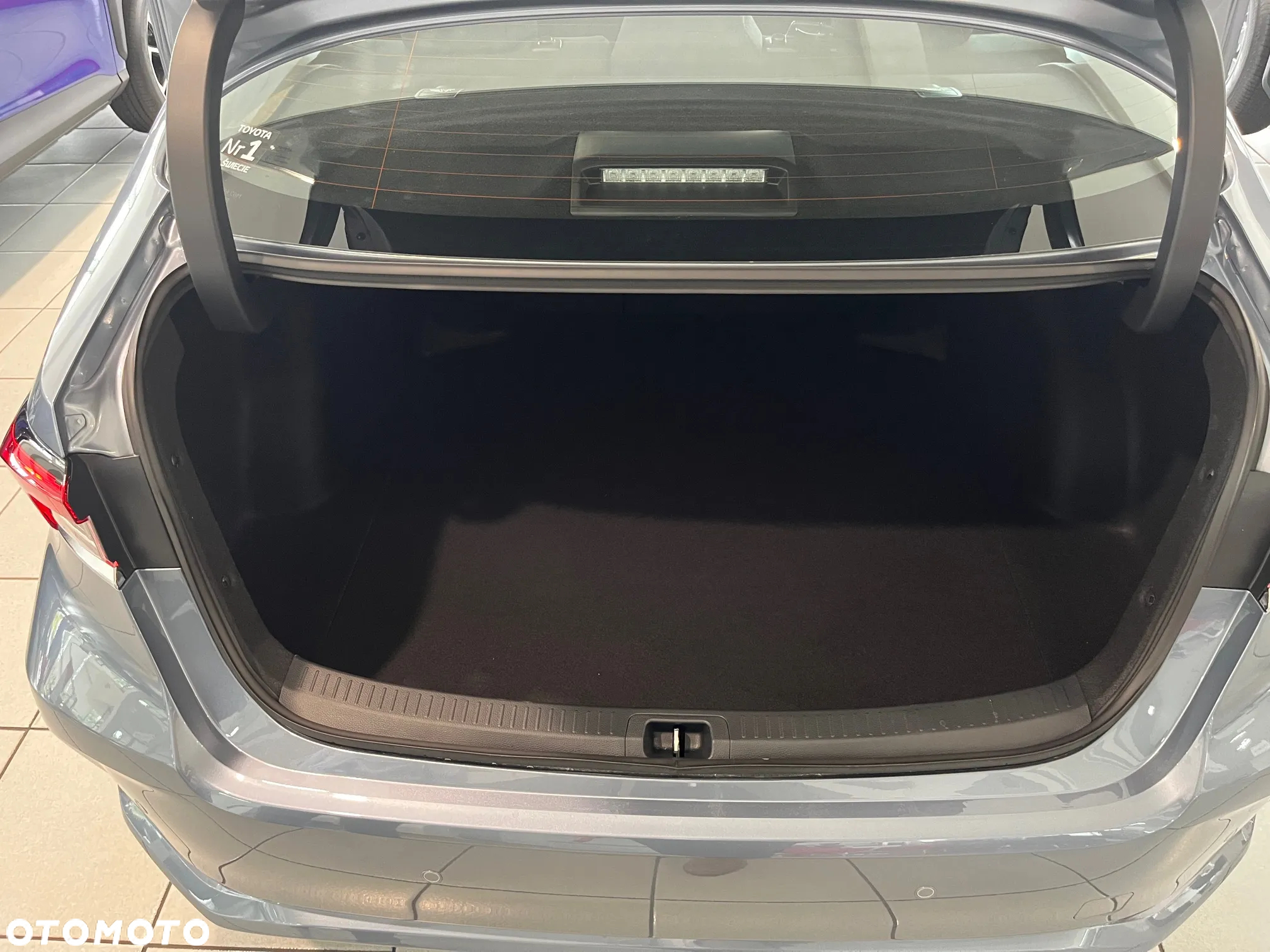 Toyota Corolla 1.5 Comfort - 13
