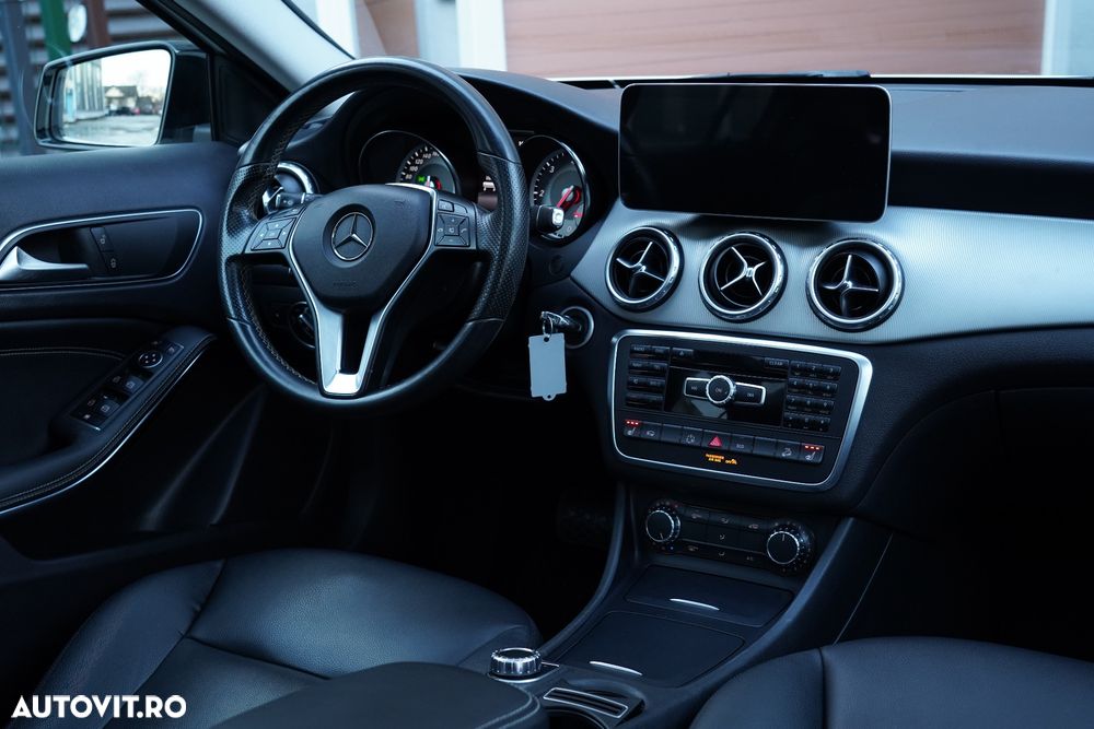 Mercedes-Benz GLA 200 (CDI) d 4Matic 7G-DCT AMG Line - 12