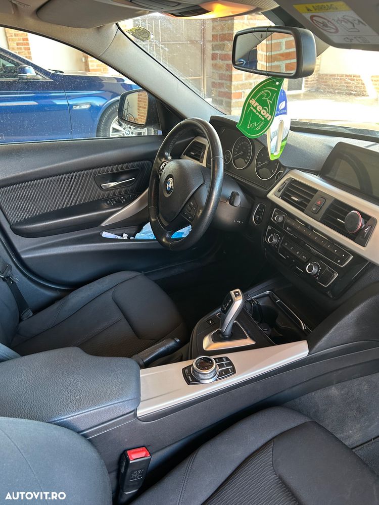 BMW 3 Series 2018 — imagine 6