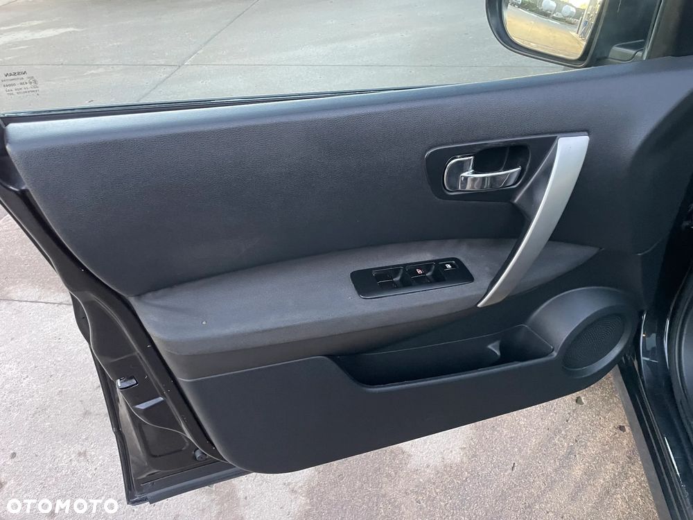 Nissan Qashqai+2 2.0 dCi DPF acenta - 13