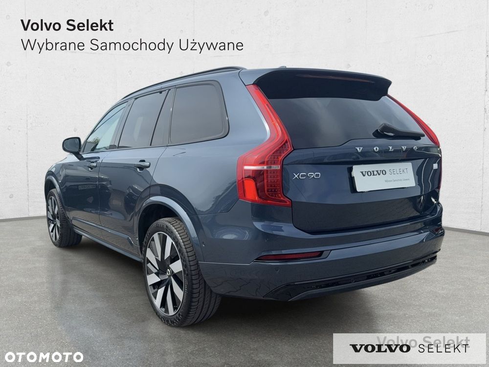 Volvo XC 90 - 9