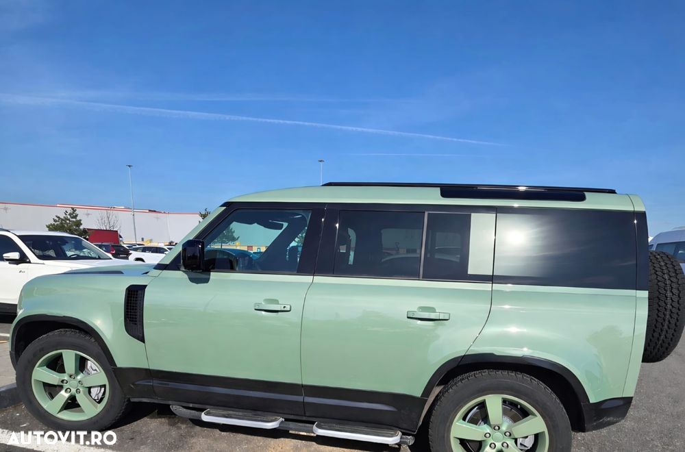 Land Rover Defender - 7