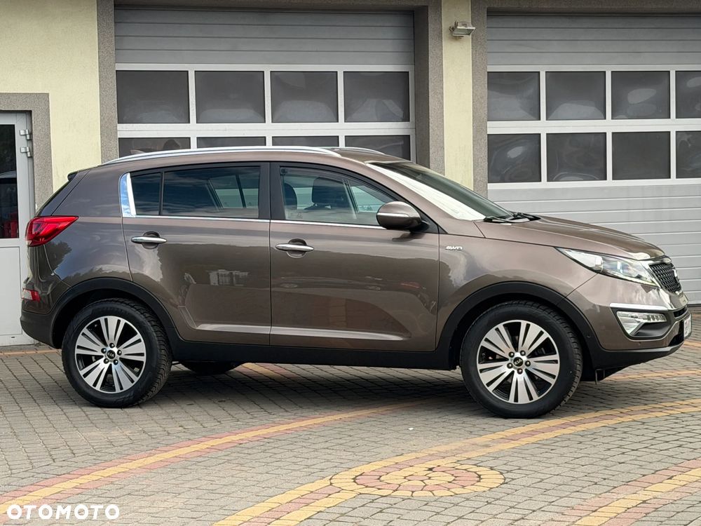 Kia Sportage 2.0 CRDI 4WD Fifa World Cup Edition - 17