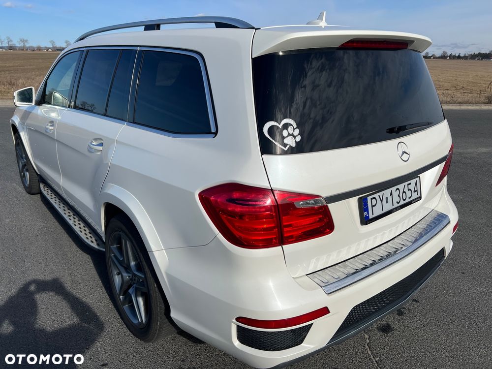 Mercedes-Benz GL - 12