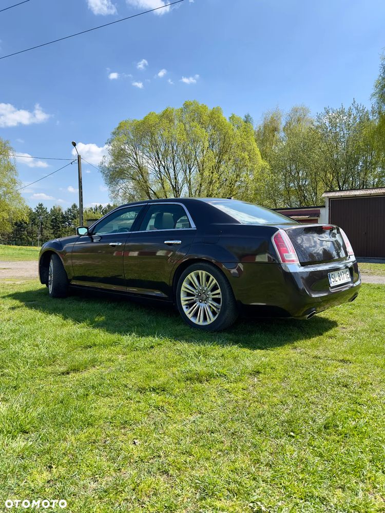 Chrysler 300 - 9