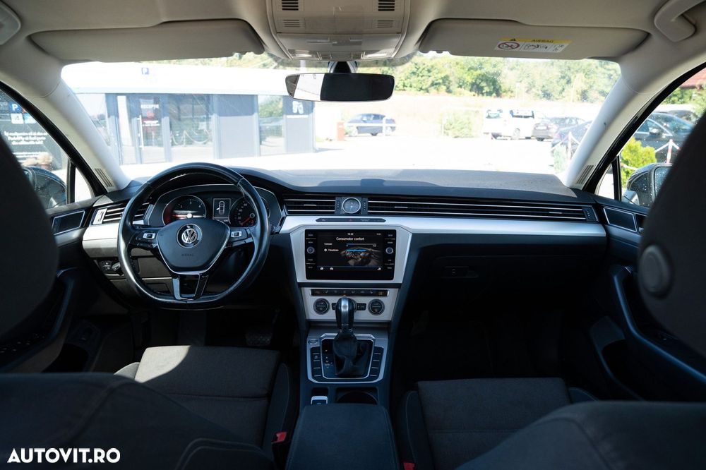 Volkswagen Passat 2.0 TDI DSG Comfortline - 8