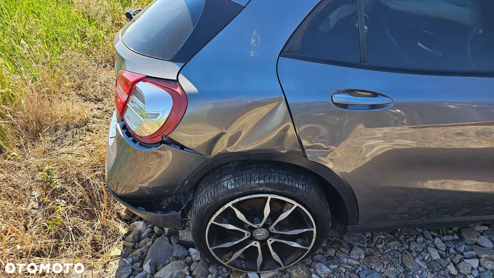 Mercedes-Benz GLA 200 (CDI) d - 8