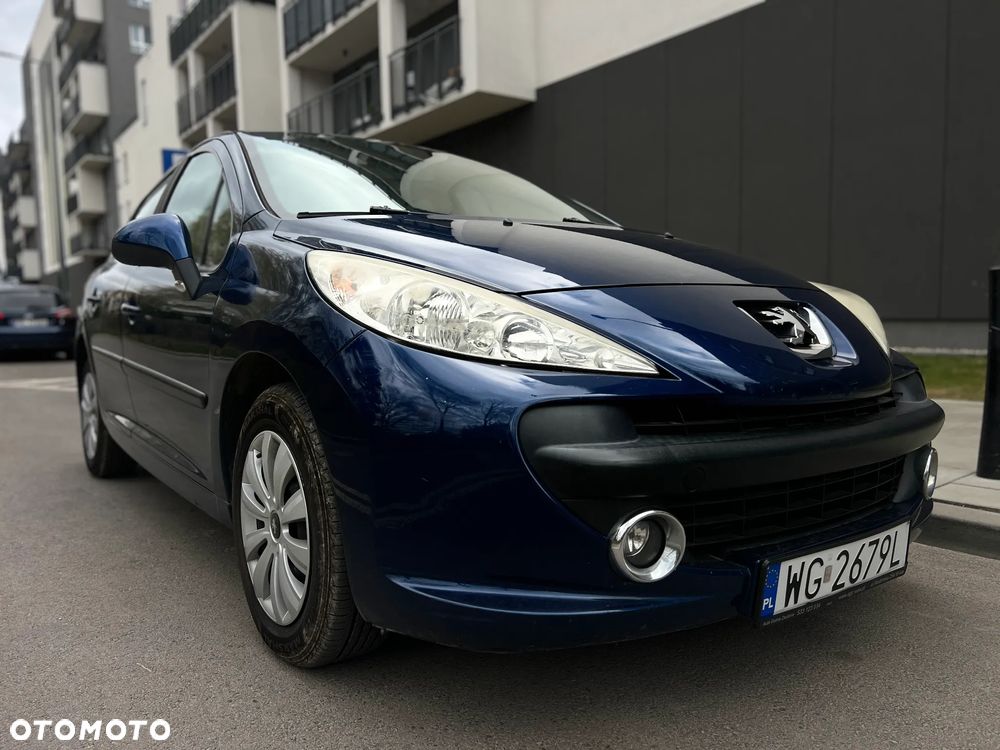 Peugeot 207 - 36