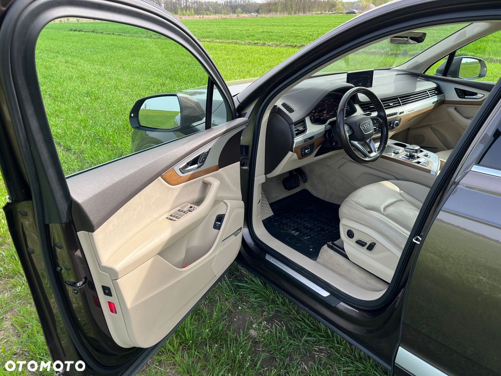 Audi Q7 - 4
