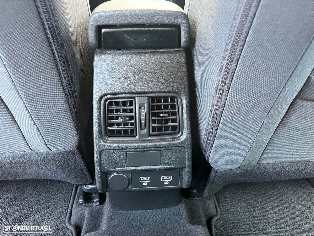 Renault Arkana 1.6 E-Tech Intens - 25