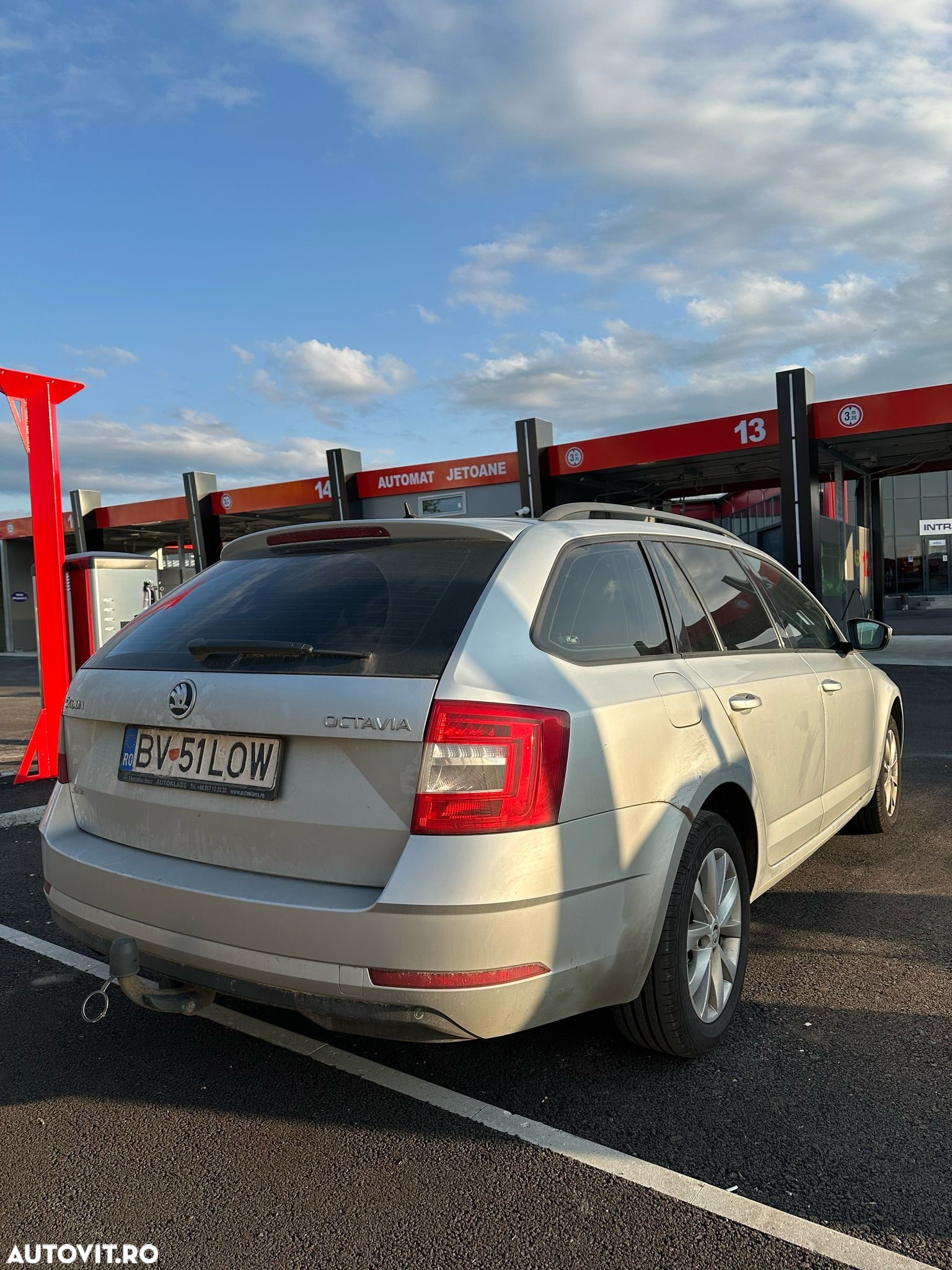 Skoda Octavia 2.0 TDI DSG Style - 2