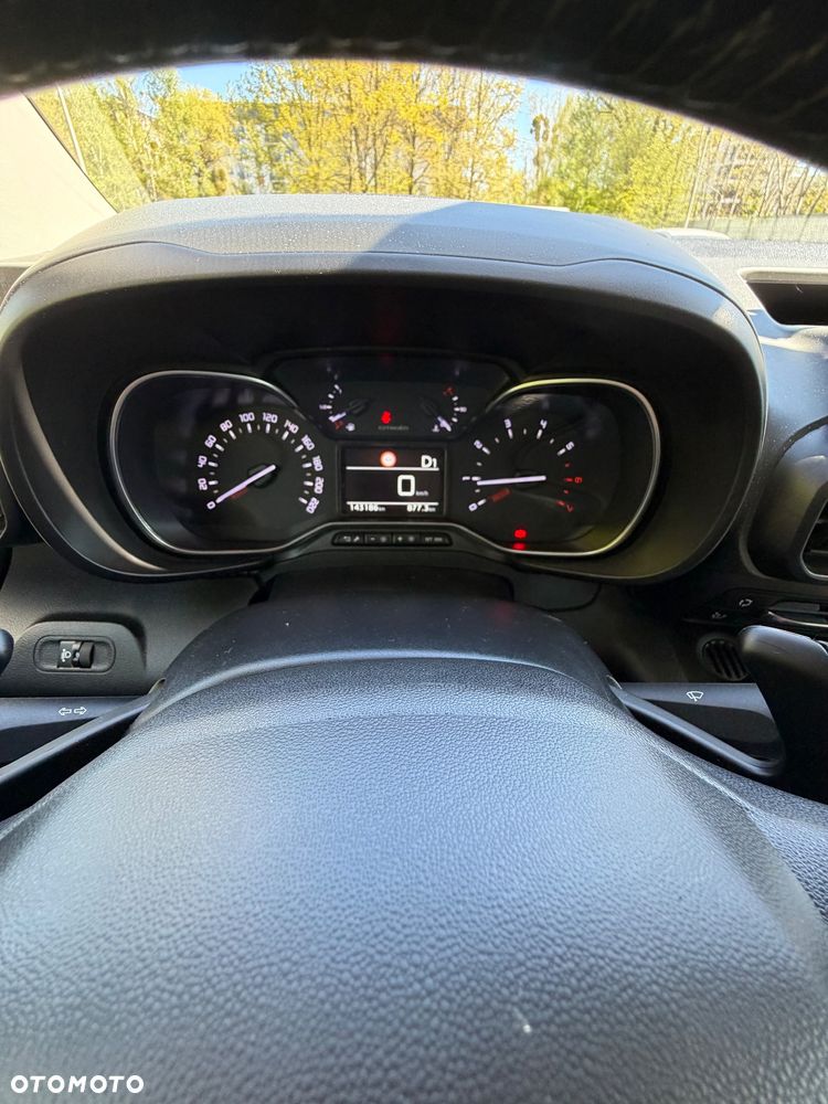 Citroën Berlingo M BlueHDi 130 EAT8 SHINE - 12