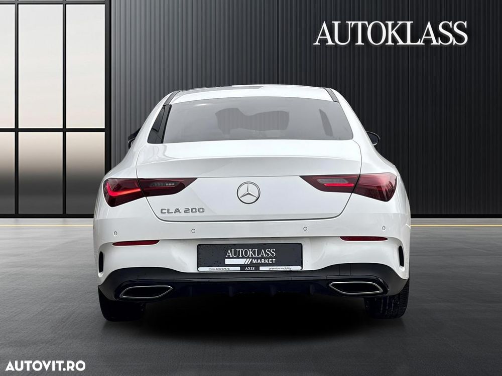 Mercedes-Benz CLA 200 - 4