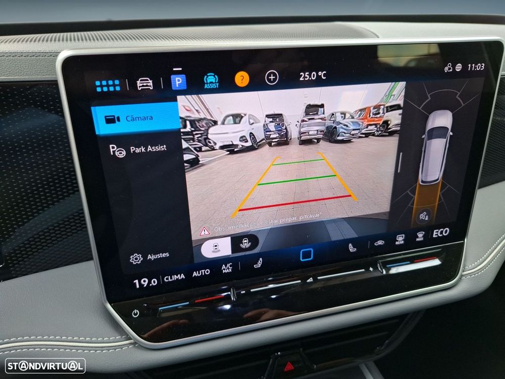 VW Passat Variant 1.5 TSI eHybrid Business DSG - 23