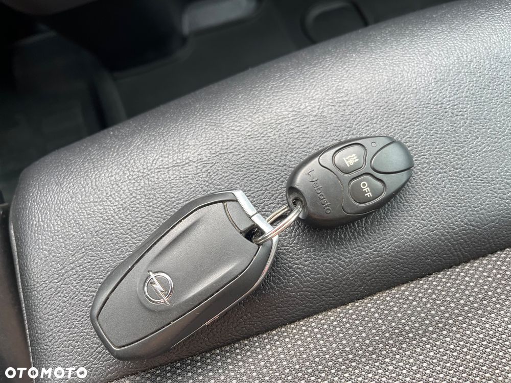 Opel Vivaro - 34