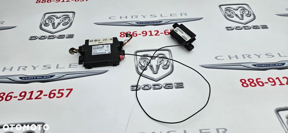Dodge Durango III LIFT 2017- Moduł anteny Sterownik Wzmacniacz sygnału KEYLESS   P68343278AC P68185768AD - 1
