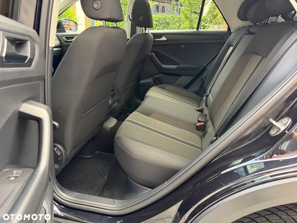 Volkswagen T-Roc 1.5 TSI ACT Advance DSG - 25