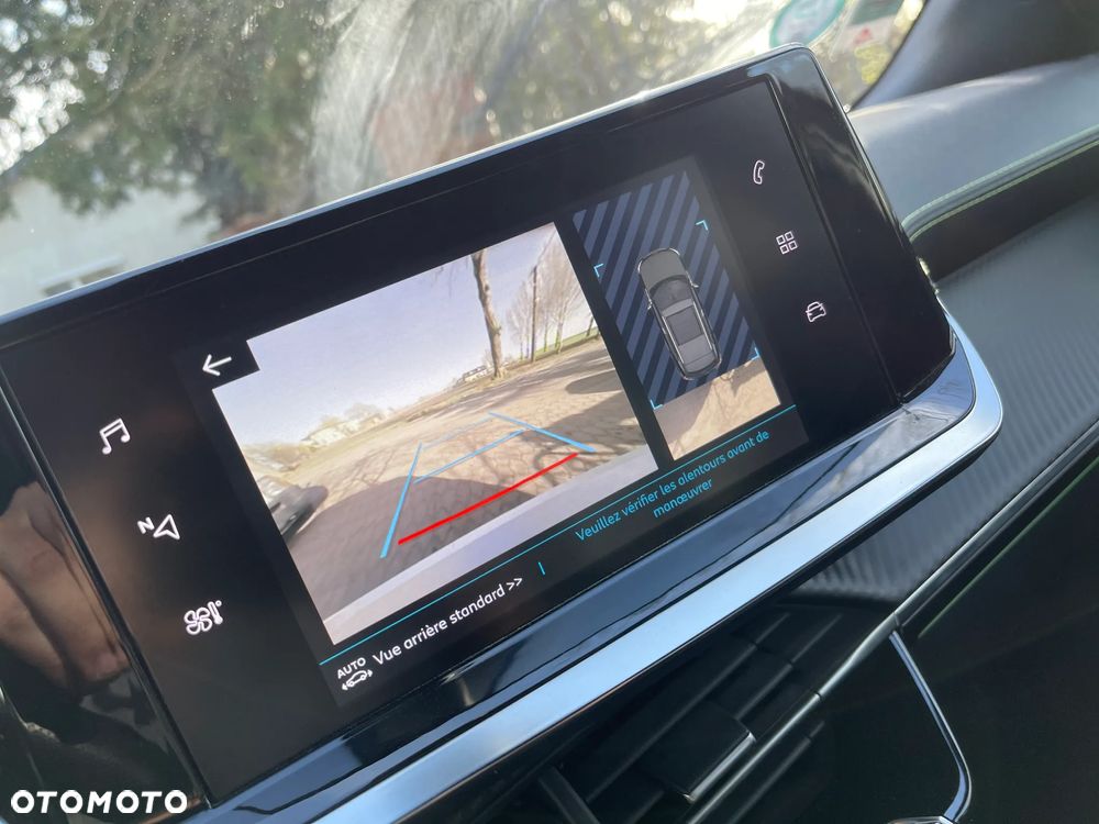 Peugeot 2008 50kWh GT - 23