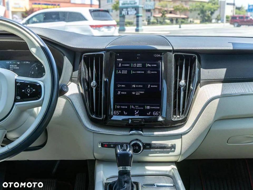 Volvo XC 60 T5 Geartronic Inscription - 39