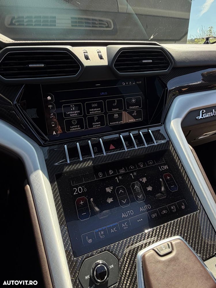 Lamborghini URUS Standard - 25