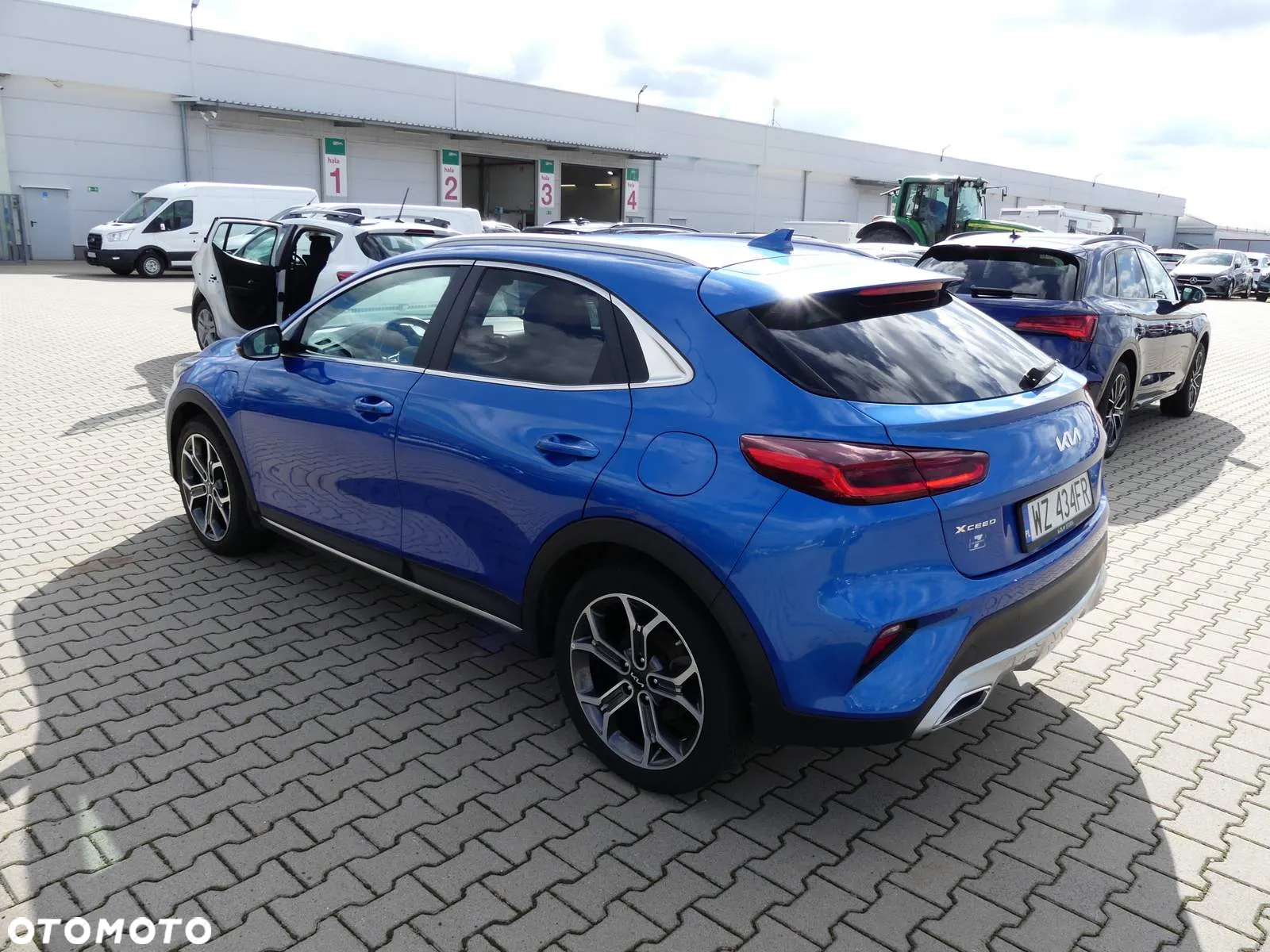 Kia XCeed - 12