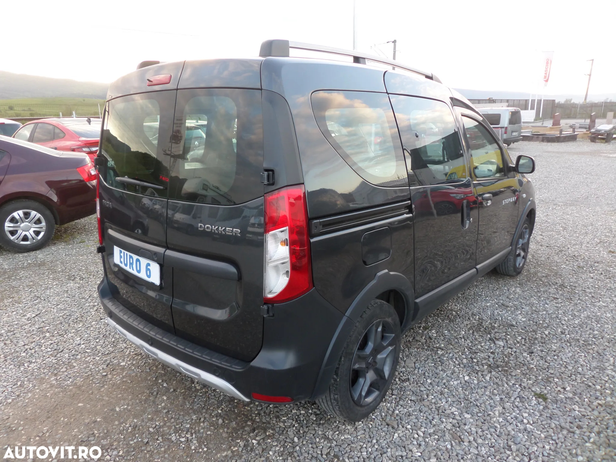 Dacia Dokker 1.5 dCi 90 CP Stepway - 3
