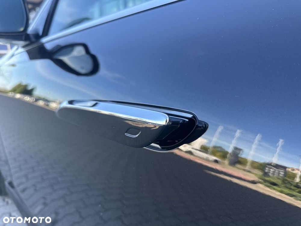Mercedes-Benz Klasa E 220 d mHEV 4-Matic Avantgarde 9G-Tronic - 13