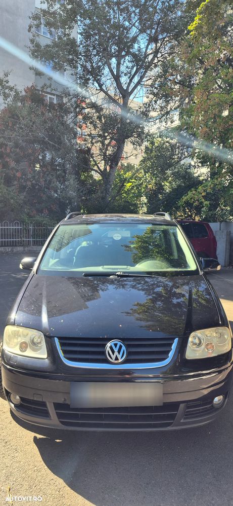 Volkswagen Touran 1.9 TDI DPF Conceptline - 5
