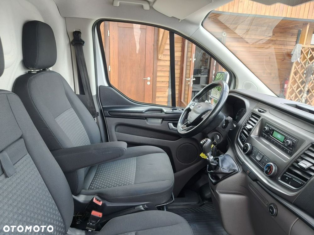 Ford Transit Custom - 22