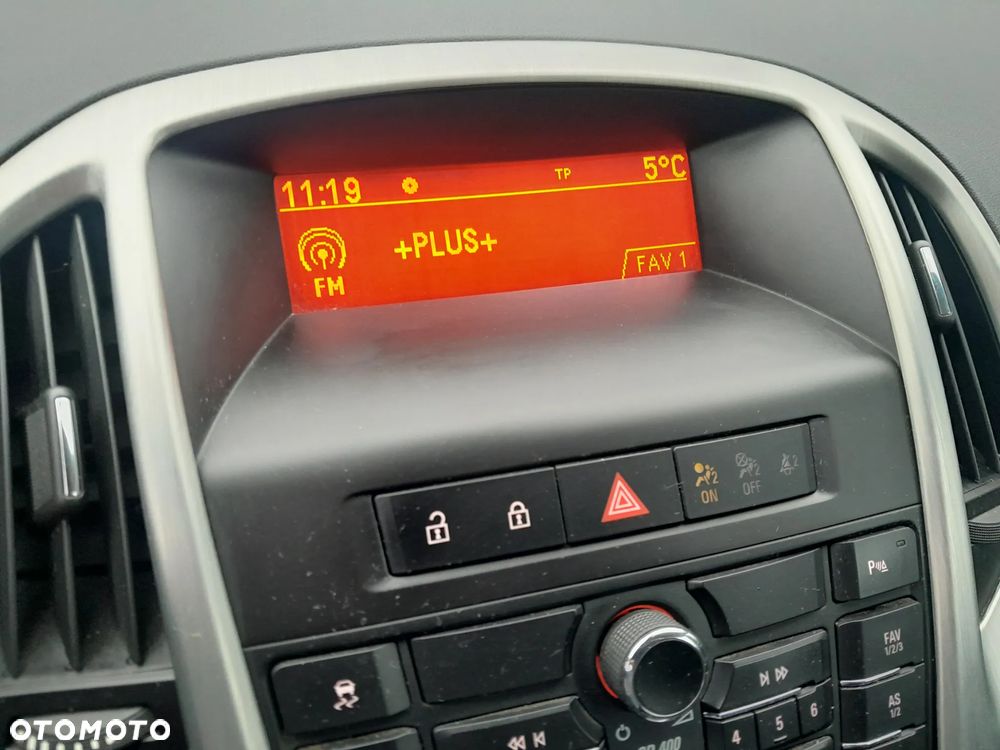 Opel Astra 1.6 Turbo Edition - 16