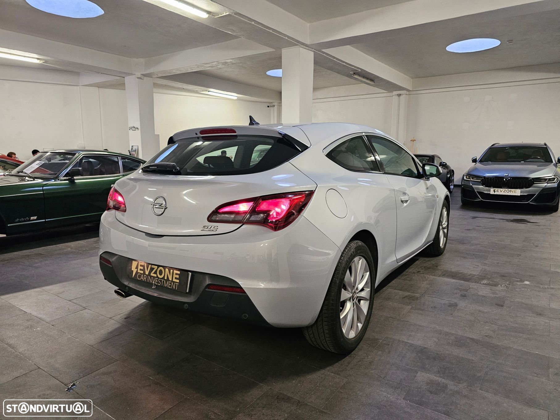 Opel Astra GTC 1.4 Turbo - 9