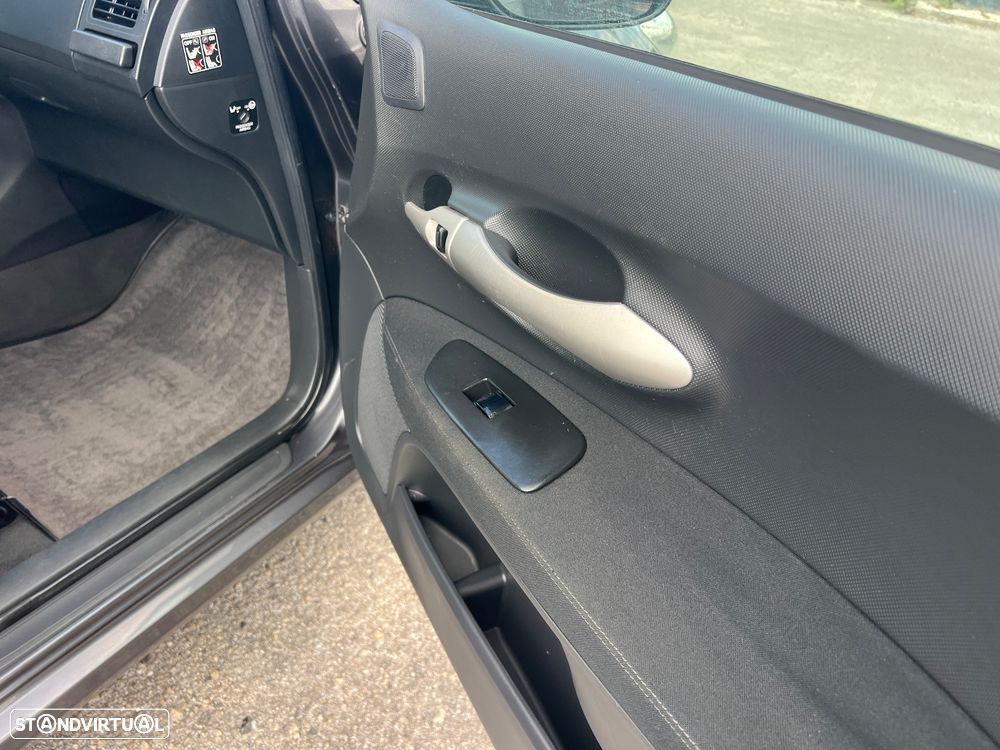 Toyota Auris - 9