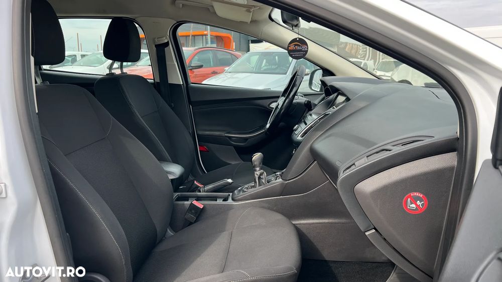 Ford Focus 1.0 EcoBoost Start-Stopp-System Business Edition - 9