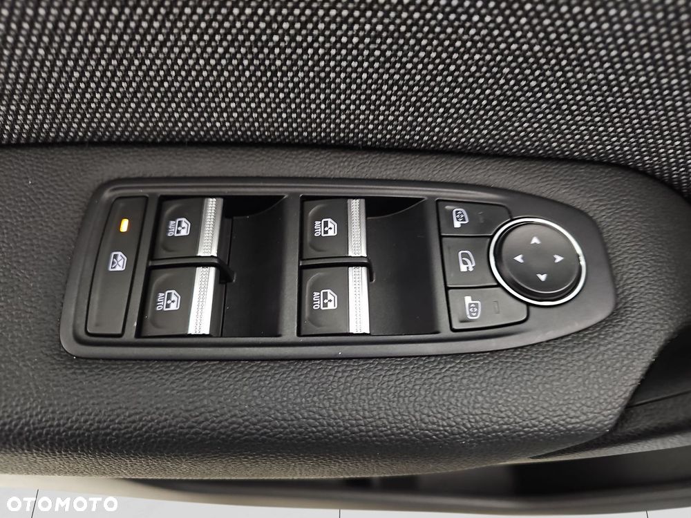 Renault Captur 1.0 TCe Techno - 11