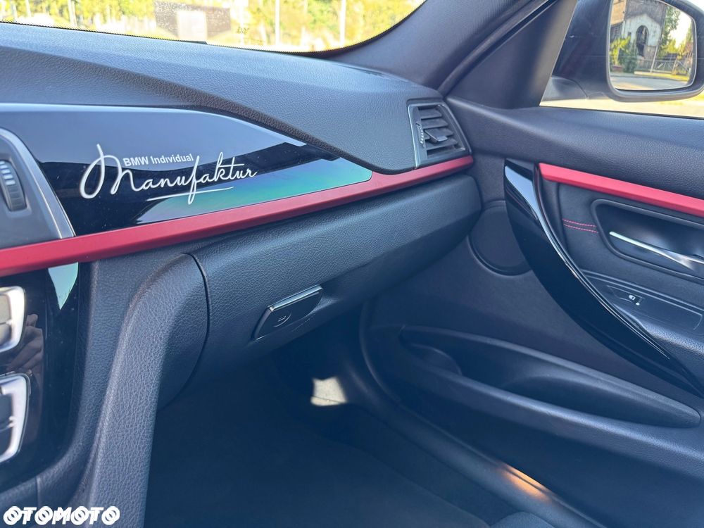 BMW Seria 3 320i Sport Line - 13