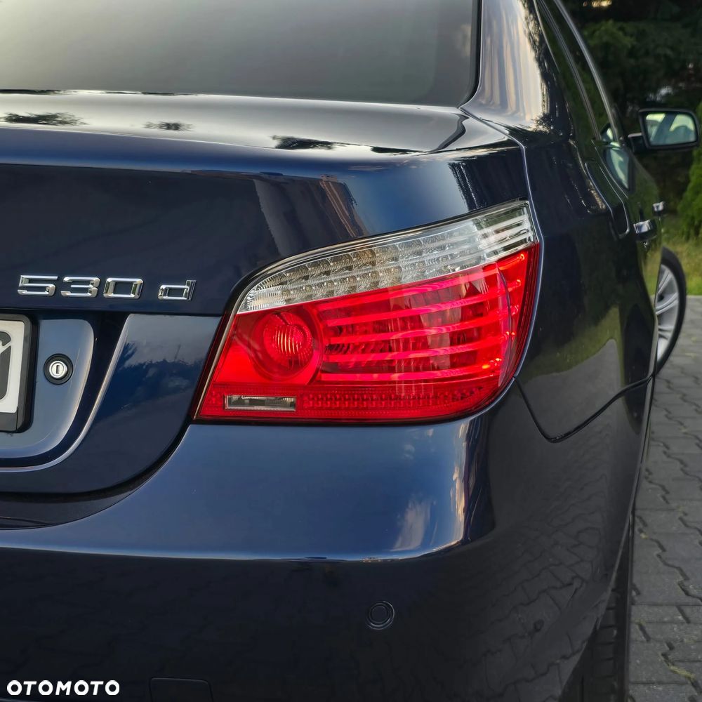 BMW Seria 5 530d Sport-Aut Edition Sport - 19