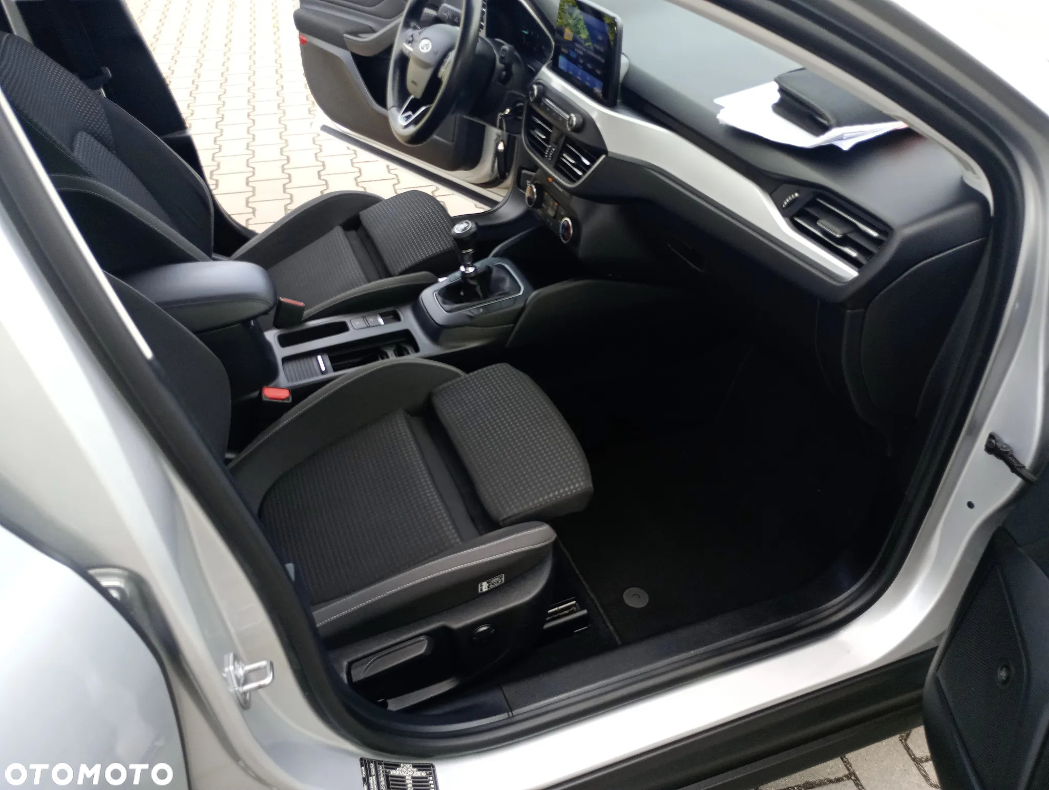 Ford Focus 1.5 EcoBlue Start-Stopp-System COOL&CONNECT DESIGN - 34