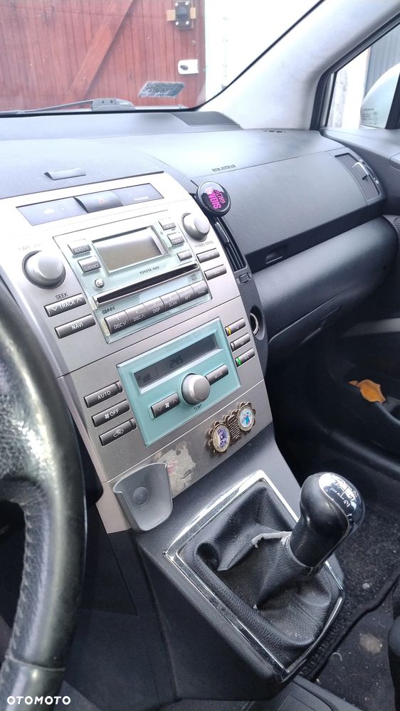 Toyota Corolla Verso 2.0 D-4D Sol - 2