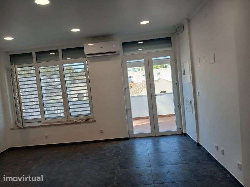 Arrendamento de espaco comercial Povoa Santo Adrião em odivelas - Grande imagem: 3/7