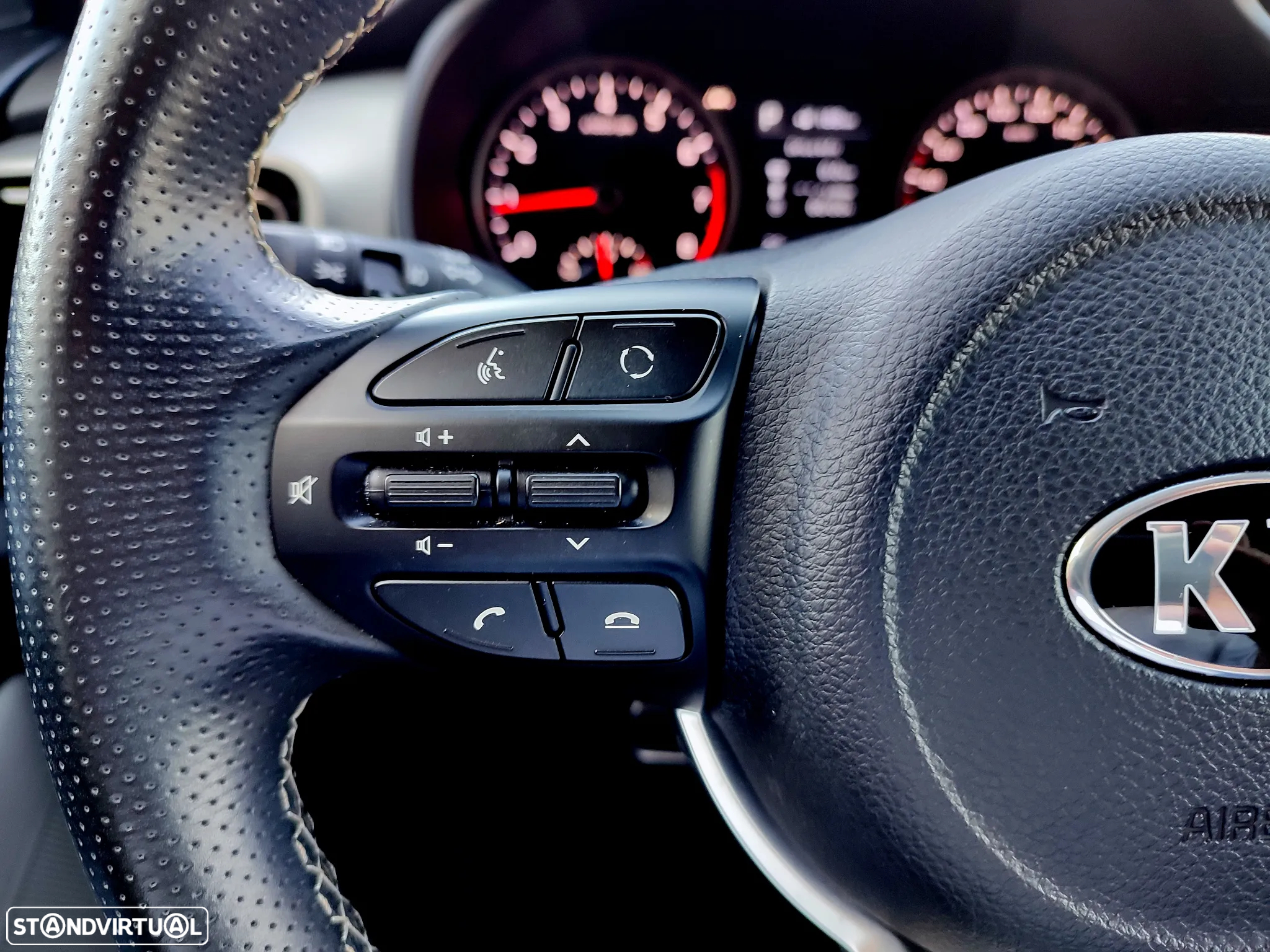 Kia Stonic 1.0 T-GDI Tech 7DCT - 19
