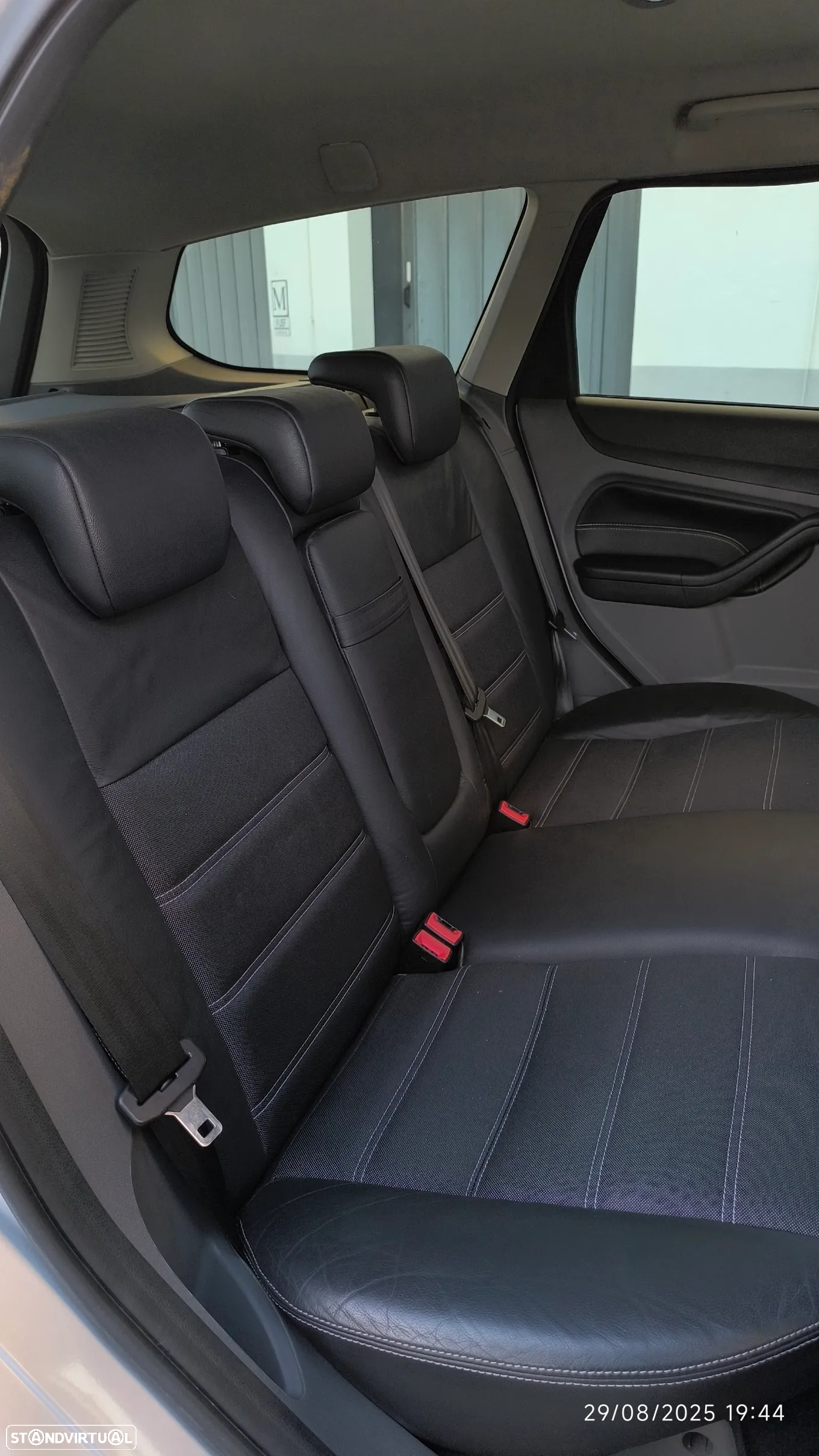Ford Focus SW 1.6 TDCi Titanium - 39