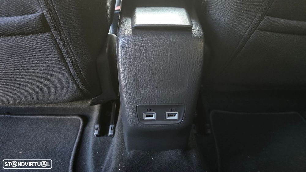 Peugeot e-208 Allure Pack - 52