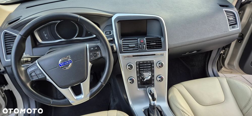 Volvo XC 60 - 36