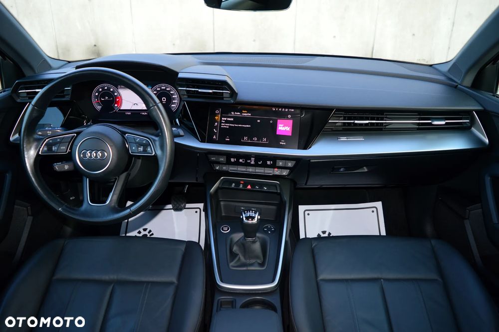 Audi A3 Sportback 35 TFSI S line - 13