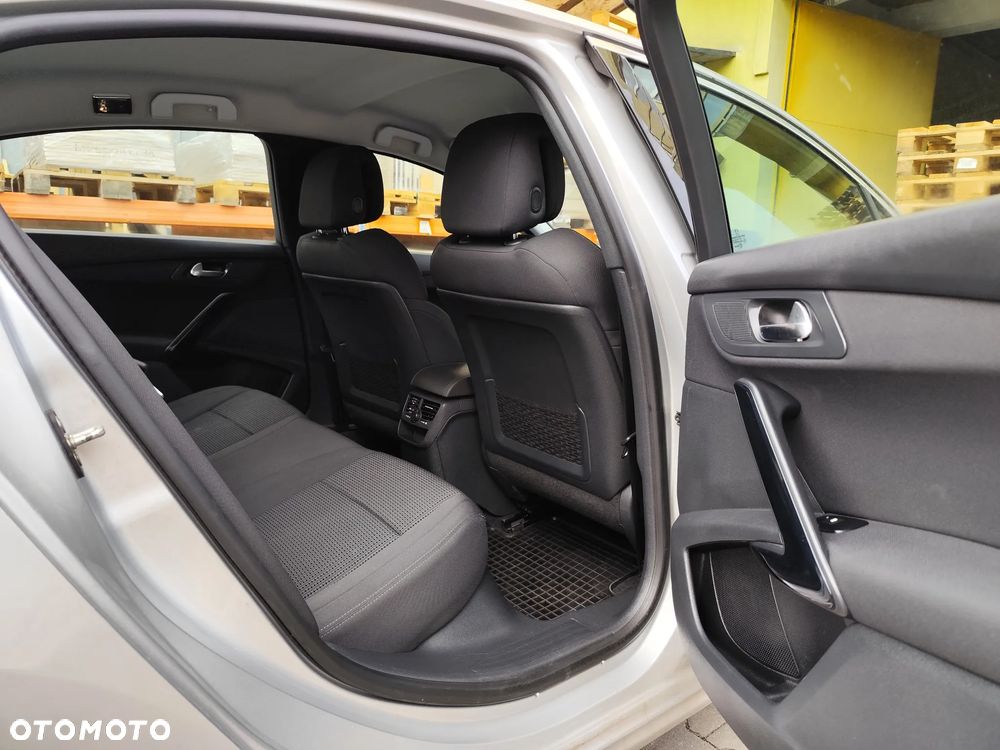 Peugeot 508 1.6 e-THP Active S&S - 16