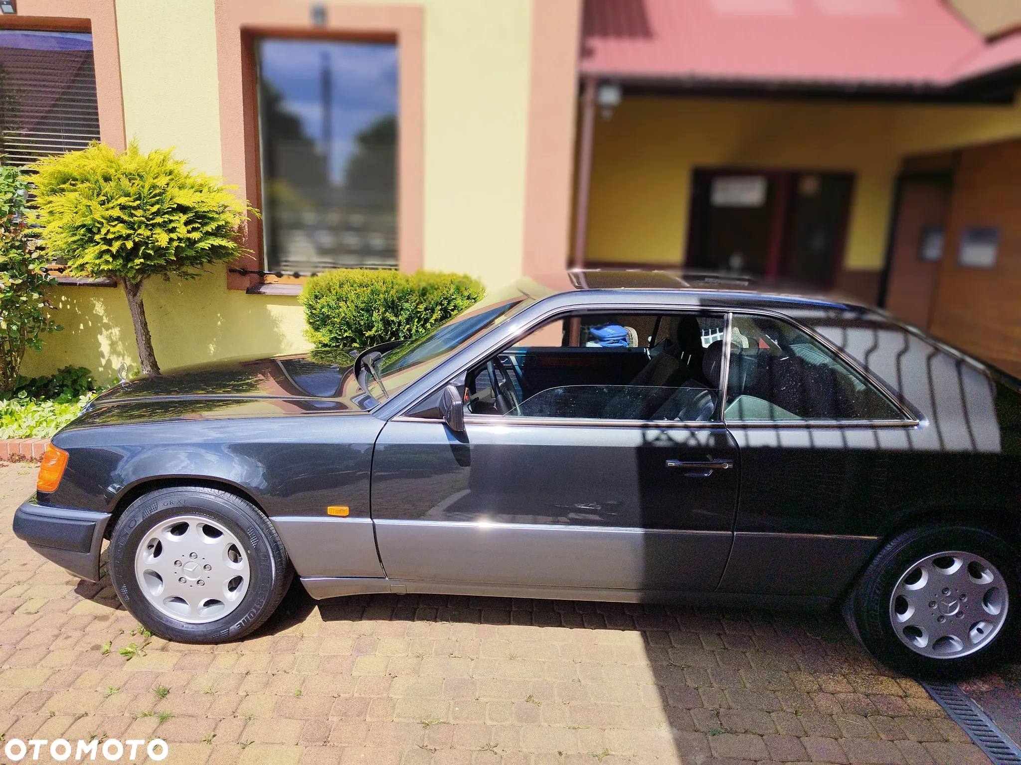 Mercedes-Benz W124 (1984-1993) - 38