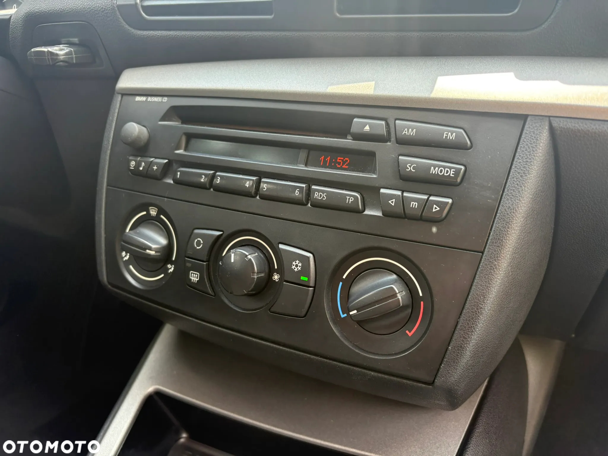 BMW Seria 1 116i - 15