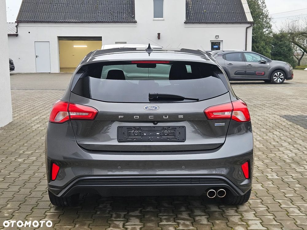 Ford Focus 1.5 TDCi DPF Start-Stopp-System ST-Line - 12