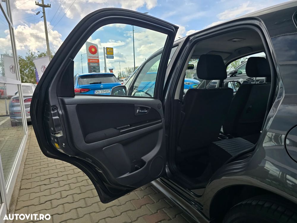 Suzuki SX4 1.6 VVT 4x2 Style - 14